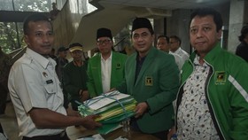 Romy Terima Islah PPP: Dalam Politik Kompromi di Atas Peraturan