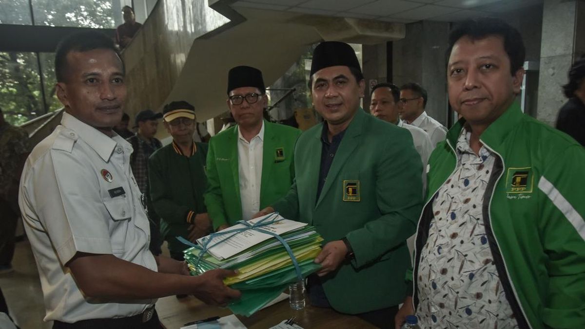 Romy Terima Islah PPP: Dalam Politik Kompromi di Atas Peraturan