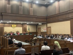 Hakim Tolak Keterangan Istri Terdakwa Kasus Vonis Lepas Migor Dibacakan