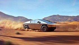 Tesla Cybertruck Terlalu Runcing, Dilarang Beredar di Eropa
