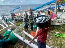 Wajah Patriotisme di Kampung Nelayan Merah Putih