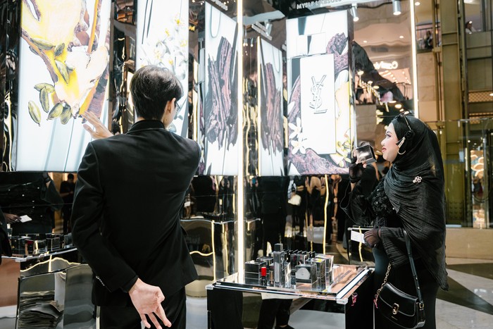 YSL Beauty Pop Up Store Experience bersama B-Nation