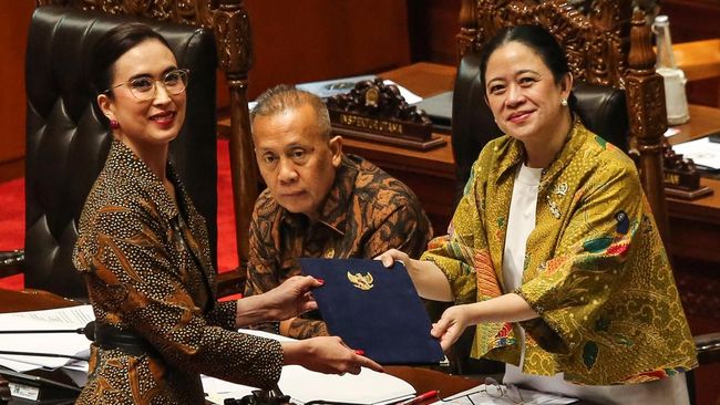 Pengambilan keputusan ini dilakukan dalam Rapat Paripurna DPR RI ke-6 Masa Persidangan I Tahun Sidang 2025-2026 yang dihadiri 426 anggota pada Kamis (2/10).