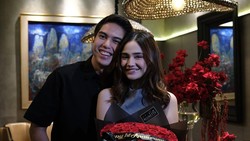 7 Momen Makan Malam Romantis 1st Anniversary Syifa Hadju dan El Rumi