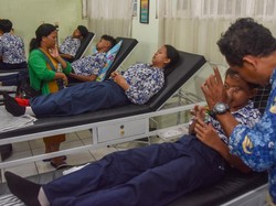 Keracunan Menimpa Ribuan Anak-anak, Program MBG Perlu Dihentikan?