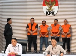 KPK Tahan 4 Tersangka Kasus Suap Dana Hibah Jatim