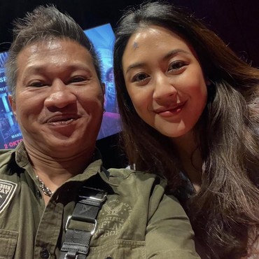 Mang Saswi Bertemu Sherina Munaf Lagi Setelah 25 Tahun 'Petualangan Sherina'