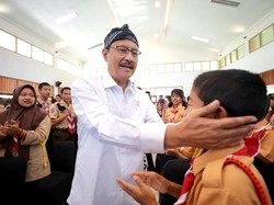 Kunker ke Banyuwangi, Mensos Kagumi Talenta Siswa Sekolah Rakyat