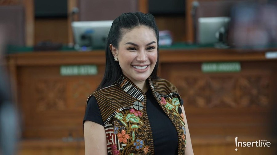 Nikita Mirzani jalani sidang kasus pemerasan dan tindak pidana pencucian uang (TPPU) di Pengadilan Negeri Jakarta Selatan, Kamis (2/10).