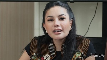 Status Sosialnya Dibandingkan dengan Reza Gladys, NIkita Mirzani Geram