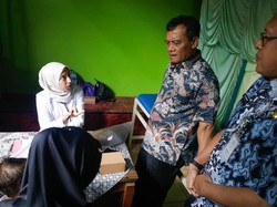Gubernur Jateng Tinjau Layanan Dokter Spesialis Keliling di Brebes