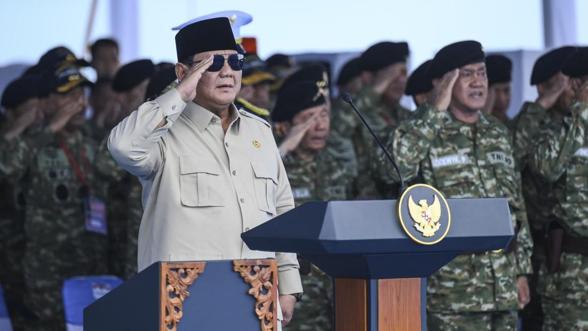SBY hingga Try Sutrisno Kenakan PDL Baru TNI di Monas