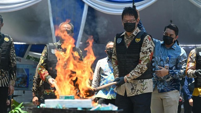 Menkeu Purbaya Yudhi Sadewa bakal menyulap daerah yang diduga sebagai pusat produksi rokok ilegal menjadi kawasan industri.
