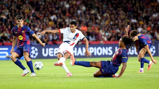 Paris Saint-Germain (PSG) meraih kemenangan dramatis 2-1 atas Barcelona dalam laga kedua Liga Champions, Kamis (2/10) dini hari WIB.