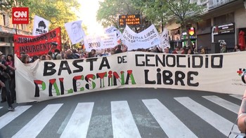 VIDEO: Demo Besar di Argentina Tuntut Israel Bebaskan Kapal Flotilla