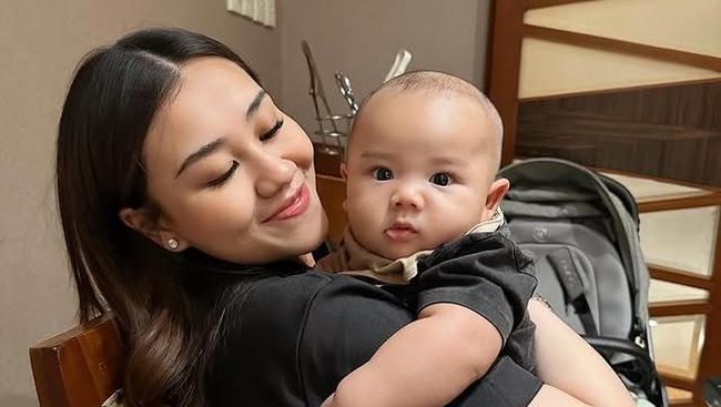 Deretan Bunda Artis Bersama Bayi ASI-nya yang Menggemaskan, Baby Arash hingga Hagia