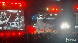 Gebukan Gahar Ilan Rubin Drummer Baru Foo Fighters Saat Konser di Jakarta