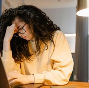 5 Kebiasaan Sehari-hari yang Tanpa Sadar Bisa Menguras Energi, Jangan Disepelekan!