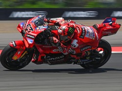 MotoGP Mandalika 2025: Bagnaia Juga Crash!