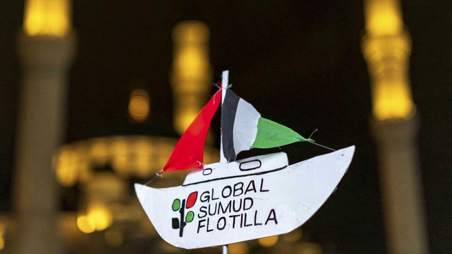 Israel Deportasi 4 Aktivis Global Flotilla Asal Italia Empat aktivis Italia yang tergabung dalam armada Global Sumud Flotilla dideportasi dari Israel.