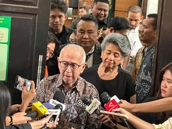 Nono Anwar Makarim Harap Nadiem Bebas di Kasus Korupsi Laptop