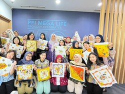 PFI Mega Life Jaga Kesehatan Mental Karyawan Lewat Workshop Batik