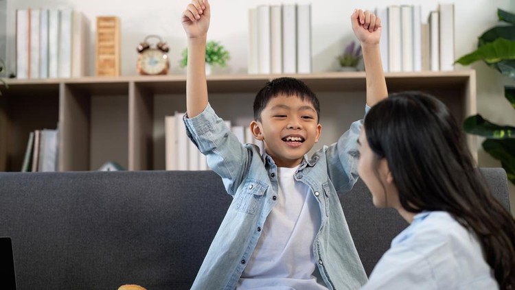 Psikolog Ungkap 7 Kalimat Sederhana yang Bisa Membuat Anak Lebih Percaya Diri