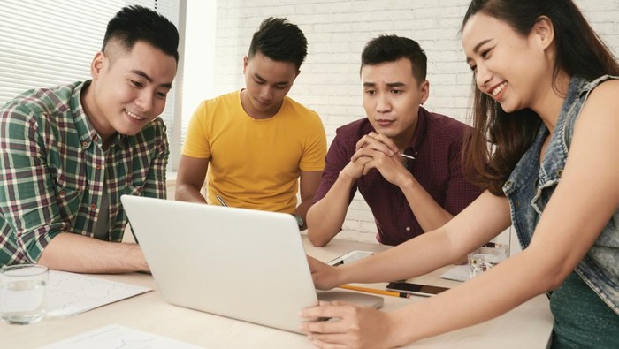 Beda Zaman, Beda Gaya! 5 Kebiasaan Gen Z yang Sering Dicap Malas oleh Boomer