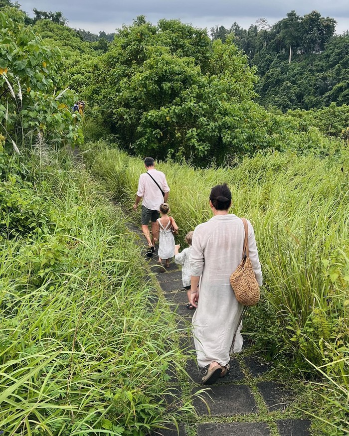 Bukit Campuhan Ubud jadi destinasi alam yang wajib dikunjungi. Bukit ini terkenal dengan trekking romantis/Foto: instagram.com/co1nc1dence