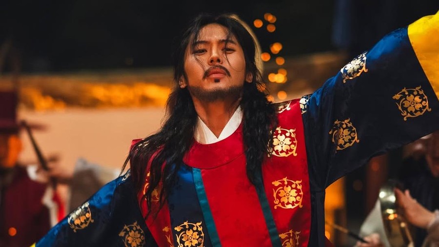 Lee Joo Ahn Lee Joo Ahn, pemeran Gong Gil dalam drama Korea Bon Appetit Your Majesty