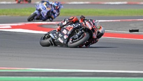 Hasil Practice MotoGP Australia: Bezzecchi Tercepat, Bagnaia Ke-9