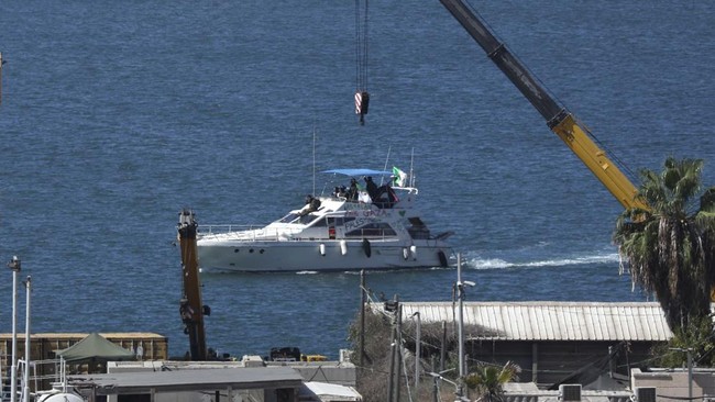 Israel Penjarakan 331 Relawan & Aktivis Global Sumud Flotilla Sebanyak 331 relawan dan aktivis dari rombongan kapal Global Sumud Flotilla (GSF) dijebloskan ke penjara di selatan Israel.