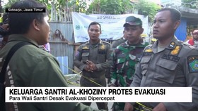 VIDEO: Minta Dipercepat, Keluarga Santri Al-Khozny Protes Evakuasi