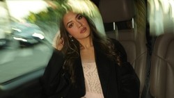 Makna Lagu Raisa 'Pengganti Aku' di Tengah Dugaan Hamish Daud Selingkuh di Pinterest