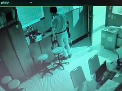 Karyawan Center Point MOG Kota Malang Nekat Curi 4 HP Kantor