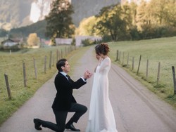 Lokasi El Rumi Melamar Syifa Hadju di Swiss, Desa Indah yang Diapit Lembah