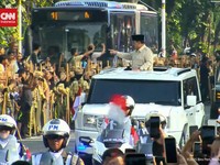  Momen Prabowo Sapa Warga Jelang HUT TNI ke-80 di Monas