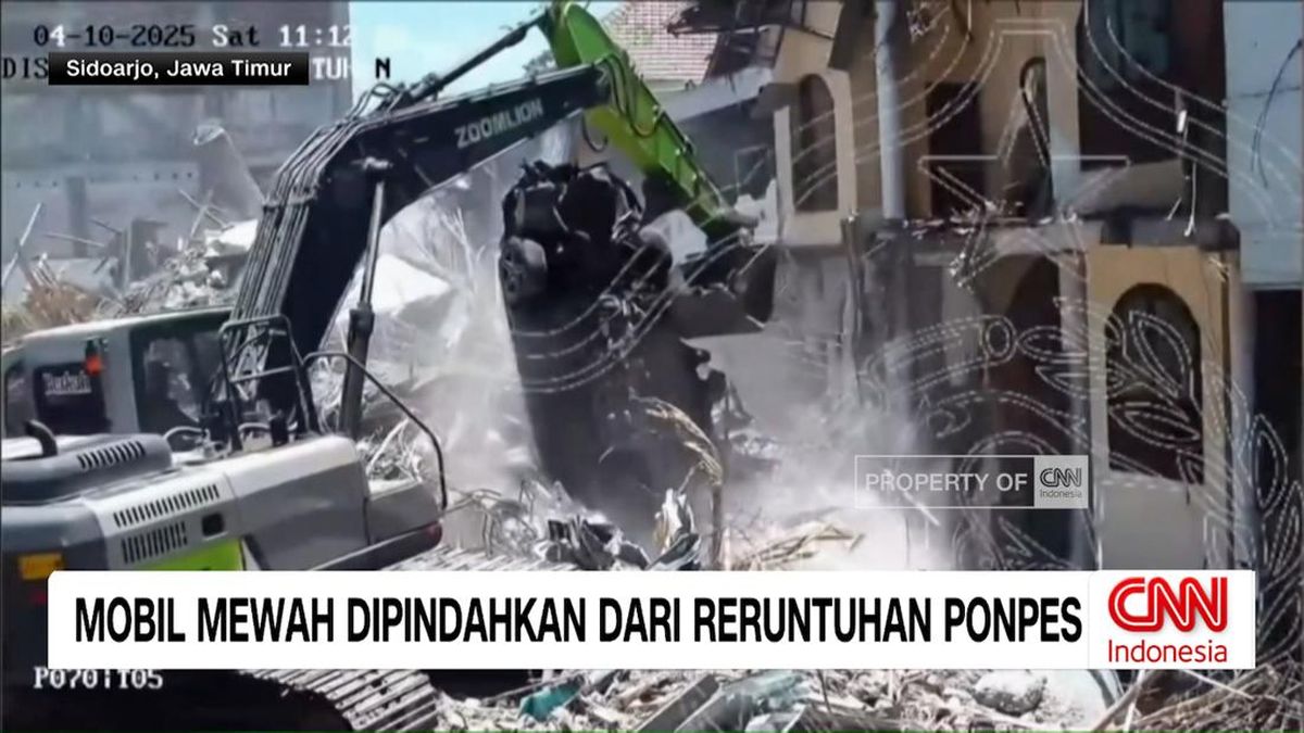 VIDEO: Mobil Mewah Dipindahkan dari Reruntuhan Ponpes Al-Khoziny