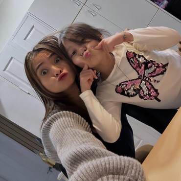 Resmi Cerai, Ini Alasan Acha Septriasa Tetap Tinggal di Australia