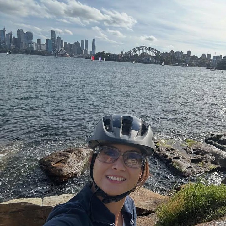 <p>Lewat akun Instagram pribadinya, Acha menceritakan kini dapat menjalani hobi bersepeda setelah pindah rumah. &ldquo;Hobi sepedaku tersalurkan semenjak pindah ke rumah ke Lower North Shore,&rdquo; tulis Acha, dikutip dari laman Instagram <em>@septriasaacha,</em> Senin (6/10/2025).&nbsp;(Foto: Instagram@septriasaacha)</p>