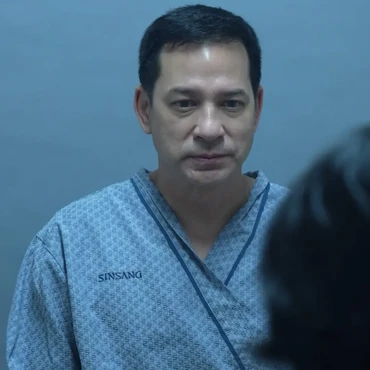 Kulit Mulai Kendur, 7 Potret Ari Wibowo Jalani Prosedur Kecantikan di Korea