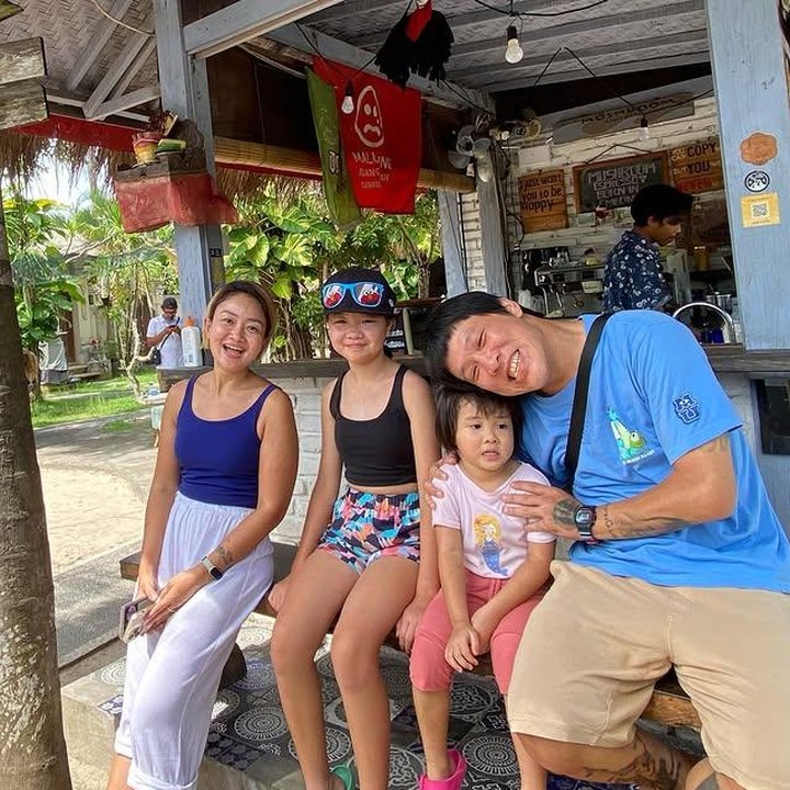 <p>Presenter cantik Cici Panda kini tengah menikmati kehidupannya yang tenang di Bali bersama sang suami, Marcel Aditya, dan kedua anak mereka. Setelah bertahun-tahun berkarier di dunia hiburan, keputusan Cici untuk menetap di Pulau Dewata jadi langkah besar dalam hidupnya, Bunda. (Foto: Instagram @pandasuper)</p>