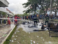 Massa yang Demo di PT Timah Bubarkan Diri Usai Tuntutan Dipenuhi