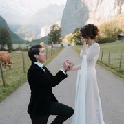 Bak Putri Dongeng! Syifa Hadju Anggun Kenakan Gaun Putih saat Terima Lamaran El Rumi