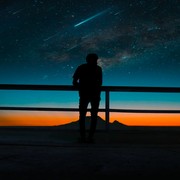 7 Fenomena Langit Akan Terjadi di Bulan Oktober 2025, Hunter's Moon hingga Hujan Meteor