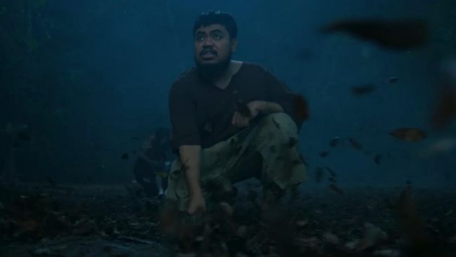 Review Kang Solah from Kang Mak x Nenek Gayung: Spin-off yang lebih berani dalam menyajikan komedi absurd dan receh.