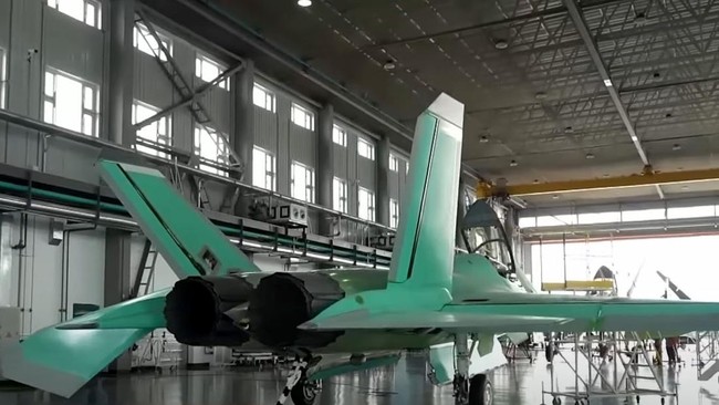 China memamerkan hanggar jet tempur siluman J-35 dan J-35A untuk pertama kalinya kepada publik pada Minggu (5/10).