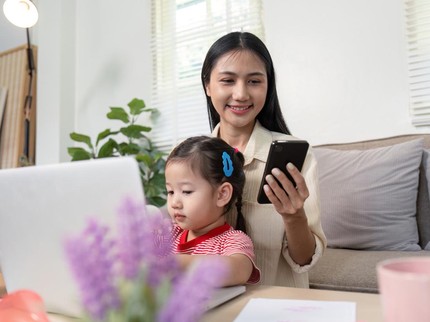 Pakar Sebut Dampak Penggunaan Gadget Pengaruhi Hubungan Orang Tua dan Anak