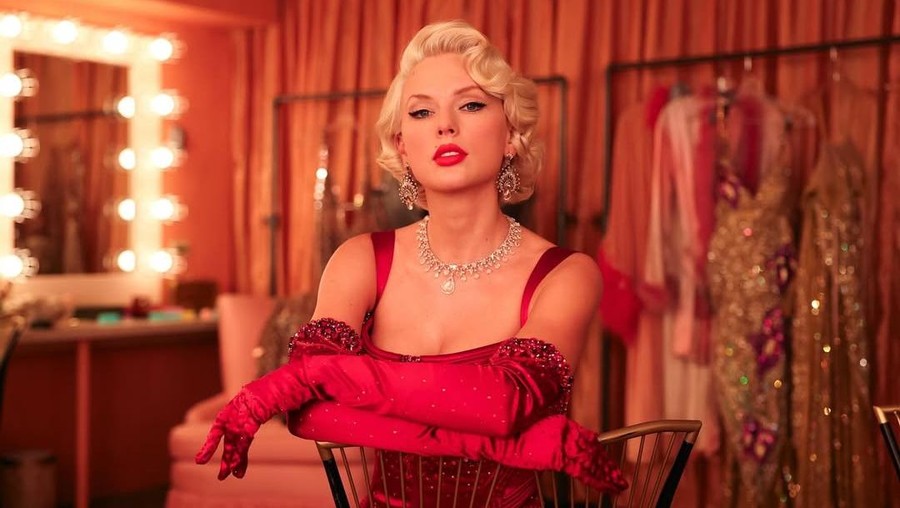 Lirik Lagu Taylor Swift - Insertlive.com Lirik Lagu Taylor Swift - Insertlive.com