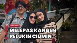 Lyra Virna Temui Anak Sambung Kembar yang Kuliah di Luar Kota